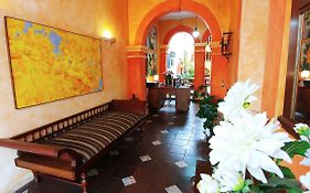 Casa Montalvo Bed & Breakfast